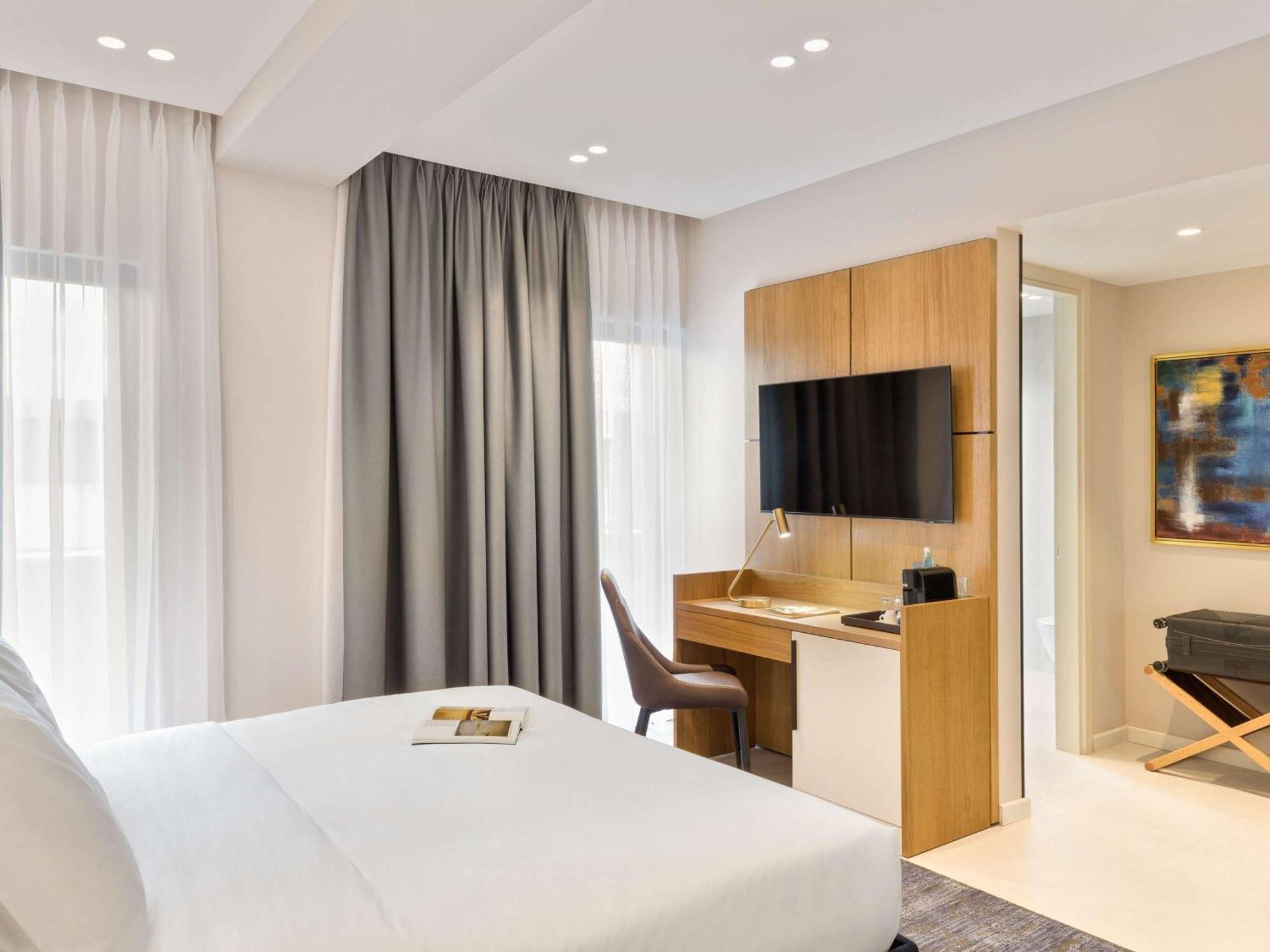 Mercure Тирана Екстериор снимка