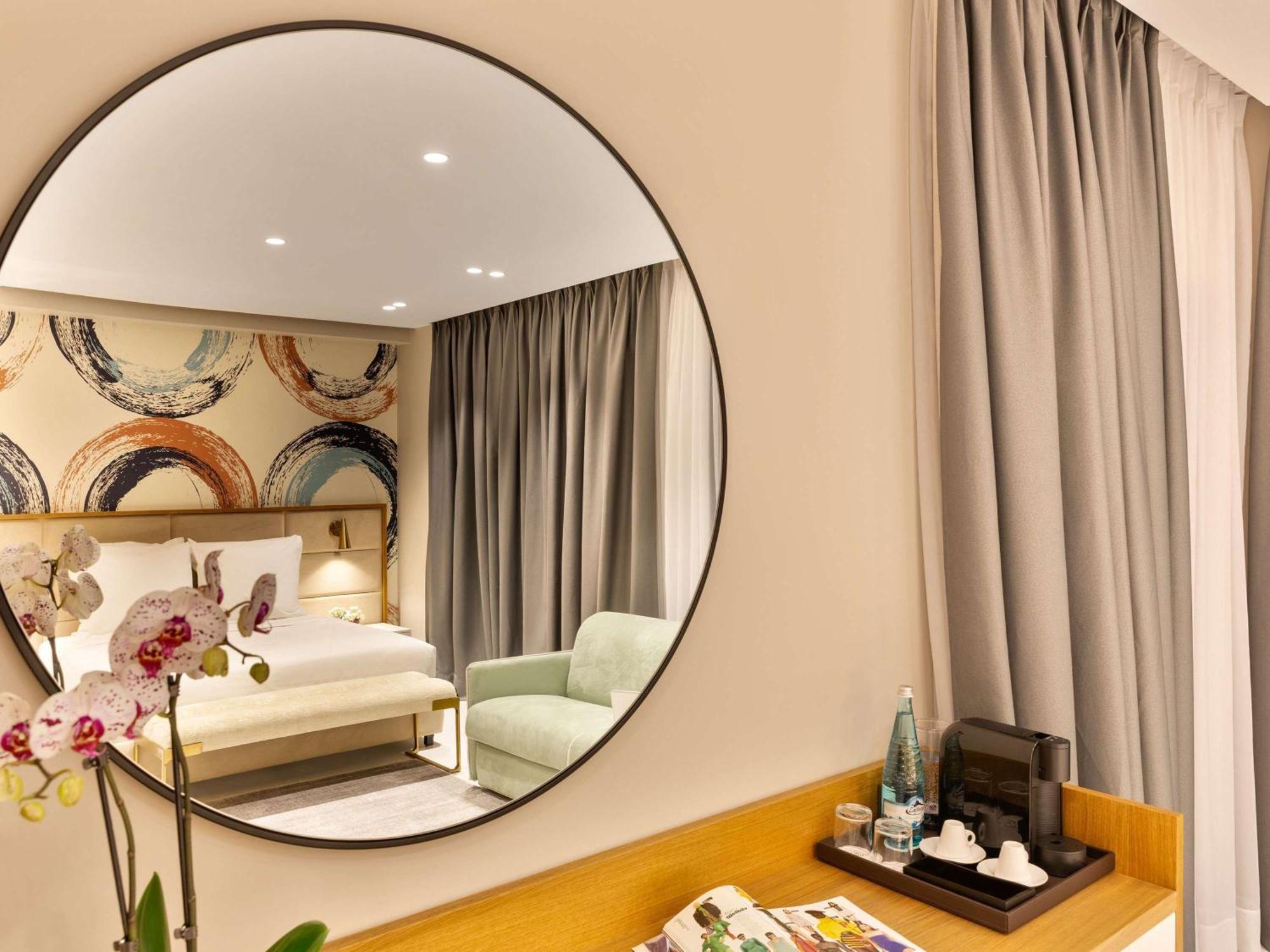 Mercure Тирана Екстериор снимка