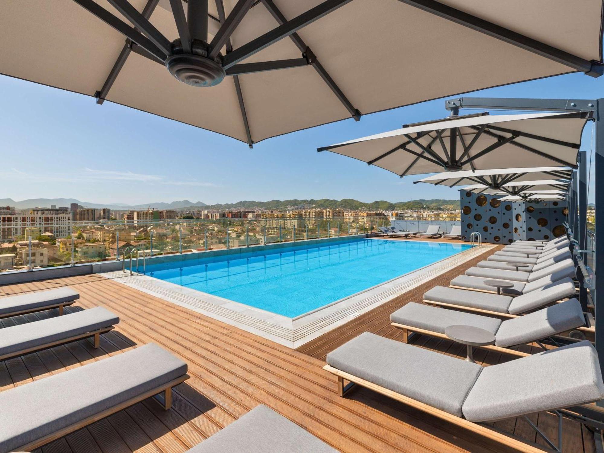 Mercure Тирана Екстериор снимка