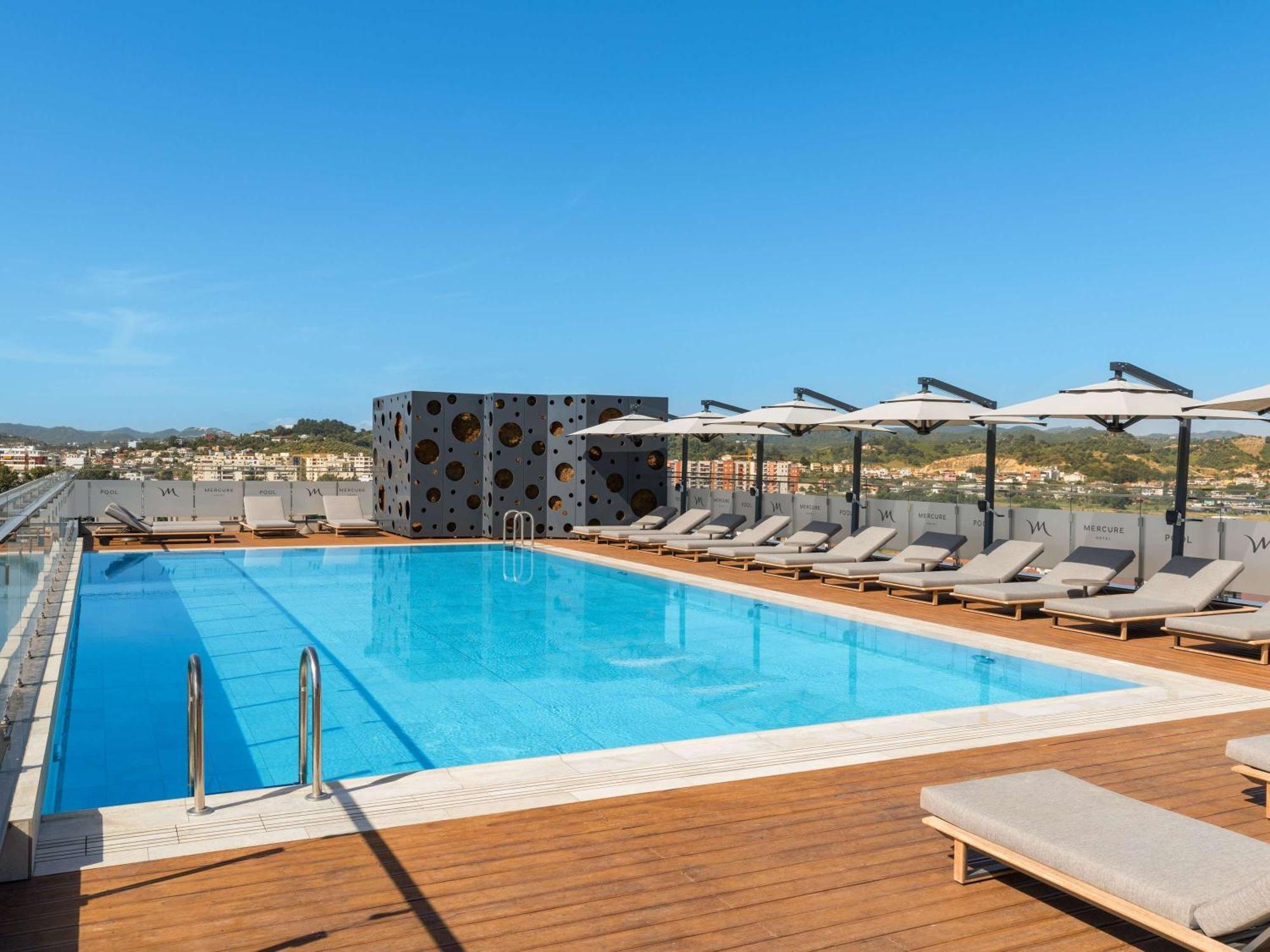 Mercure Тирана Екстериор снимка