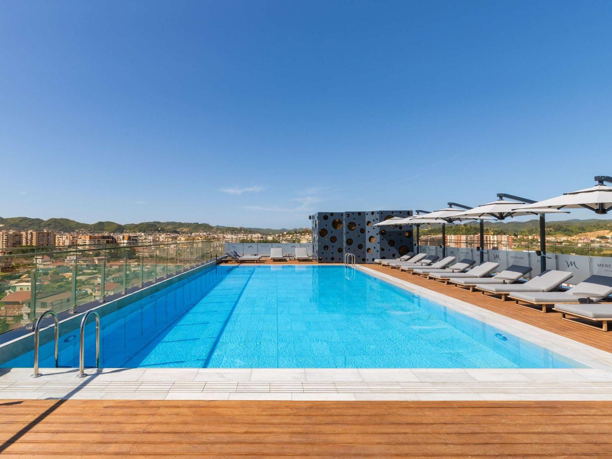Mercure Тирана Екстериор снимка